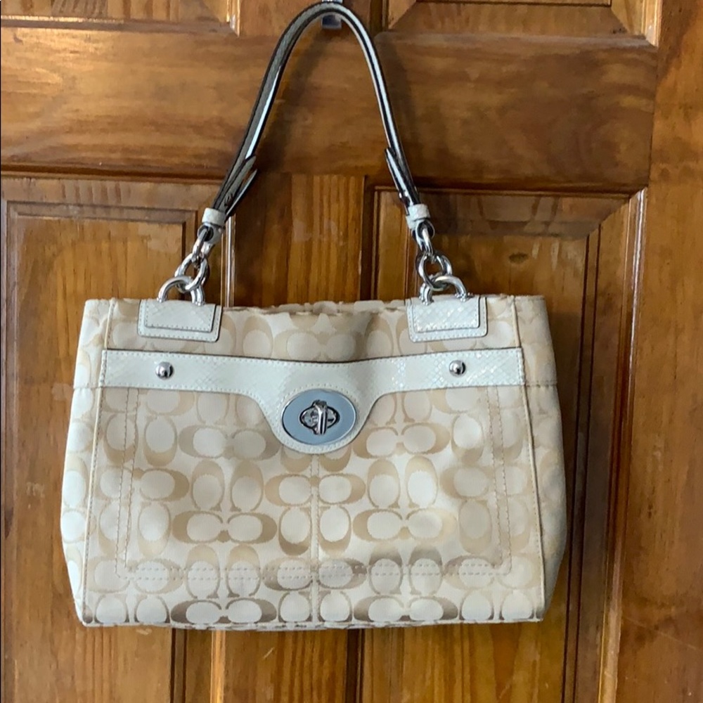 Like-new Coach Purse